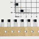 PN4393 N-JFET 0.05A 30V TO-92 chính hãng FairChild chân đồng đóng dây